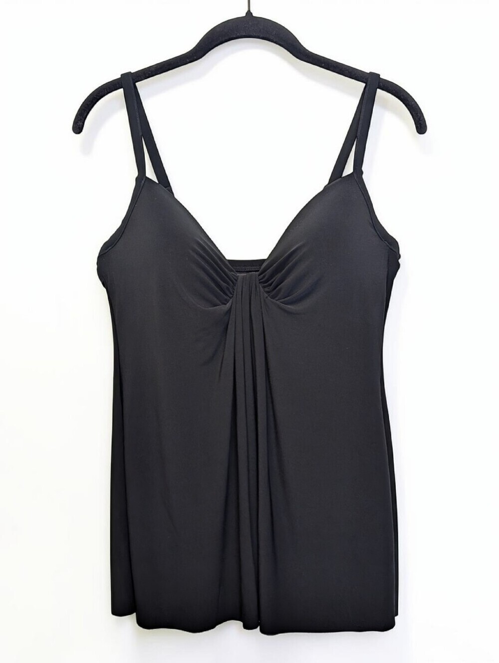 MiracleSuit Black Tankini Top Size 8 Underwire Molded Cup Slimming Swimwear